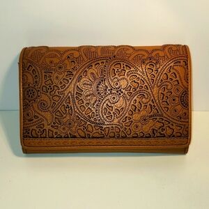 NWOT●●Brighton Crossbody/Clutch/Wallet